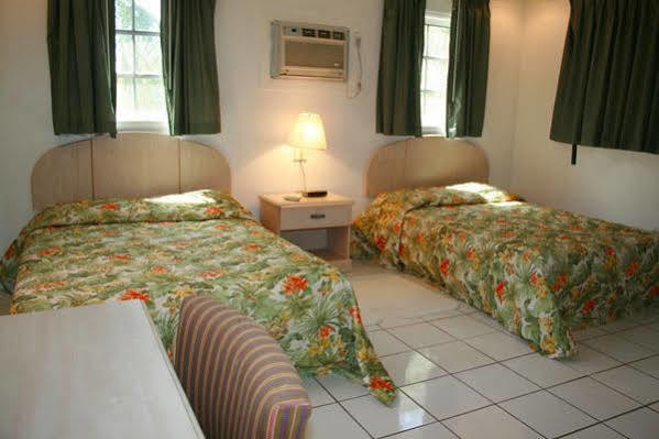 Nathan'S Lodge Kemps Bay Bagian luar foto